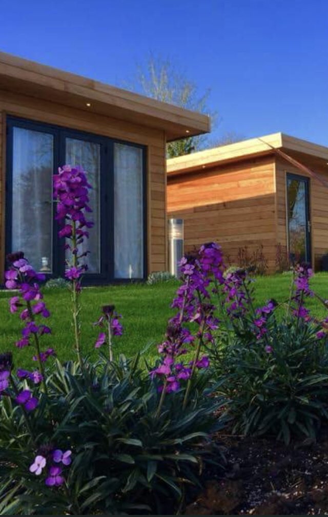 Roompods's tweet image. @Roompods &amp;amp; @Carepodsuk offer portable modular structures, designed for permanent use. #modularhomes #essexrestaurants #essexweddings #norfolkweddings #norfolkrestaurants #essexhomes