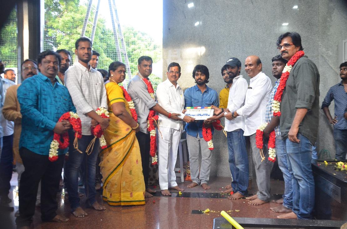 #KProductionsNo4 kick started today with a Pooja.. 

Hero @gvprakash is unstoppable! 
Directed by #Mathimaaran

@KProductions9