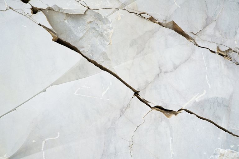 Hai un pavimento in marmo che vorresti riportare a nuova vita? ✨👀 I costi per lucidatura e levigatura in questa Guida ai prezzi: instapro.it/levigatura-mar…

....
#Instaproit #guidaaiprezzi #marmo #lucidatura #pavimentista