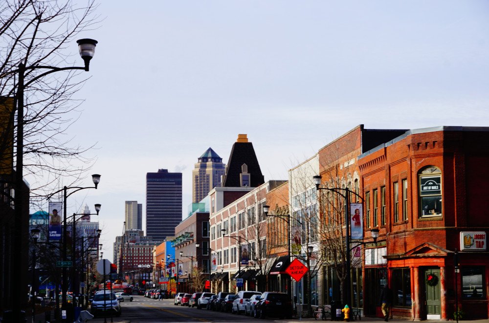 EmoryIndustrial's tweet photo. We are headed to @DrakeUniversity for the John Pappajohn Iowa Entrepreneurial Venture Competition awards luncheon. Congratulations to the top three companies: @GenCartila, @rantizosprays and @vetmeasure β¨
#thisisemory #iowastartup #DSMUSA @BusinessIOWA https://t.co/rvgyC5gyD1