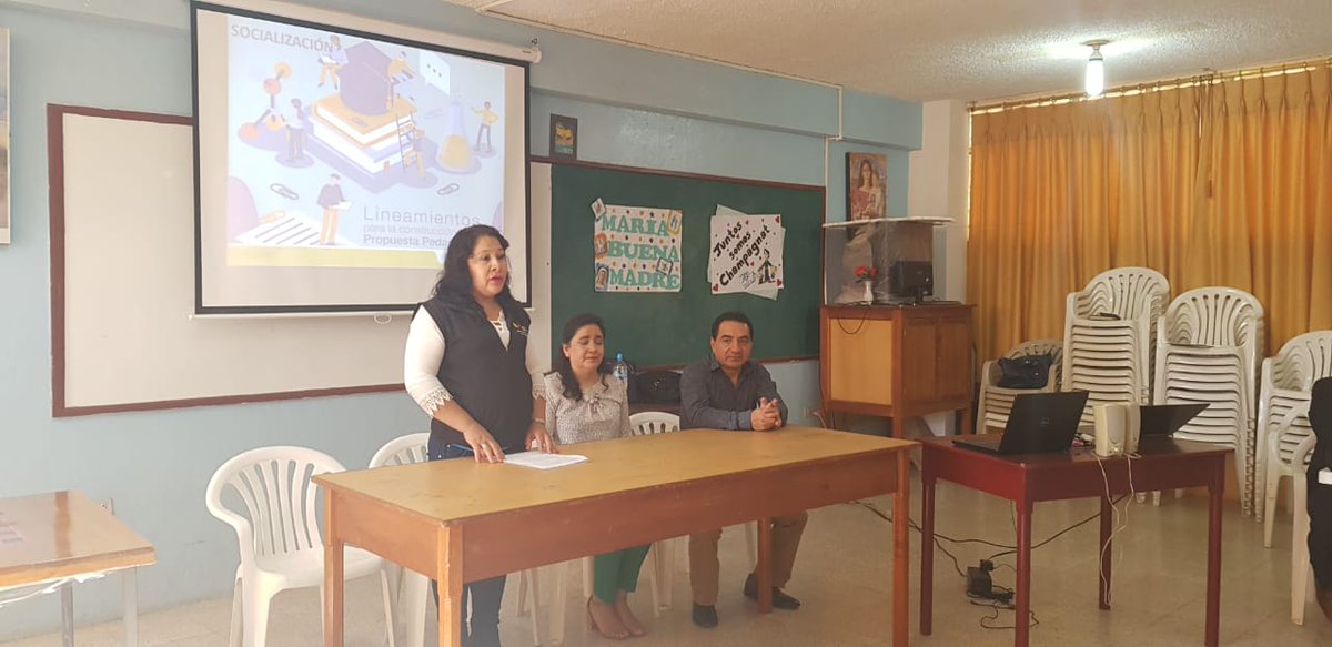 Guadalu69841623's tweet photo. Se continúa capacitando a los Líderes de las IE del Distrito 11D03 Paltas Educación, en la Construcción de la PPI , por parte de los Asesores Educativos  Ruth Hidalgo y Telmo Montaño.
#SomosEducacionEC
@magdasalazarg https://t.co/UNAsS9kmv4