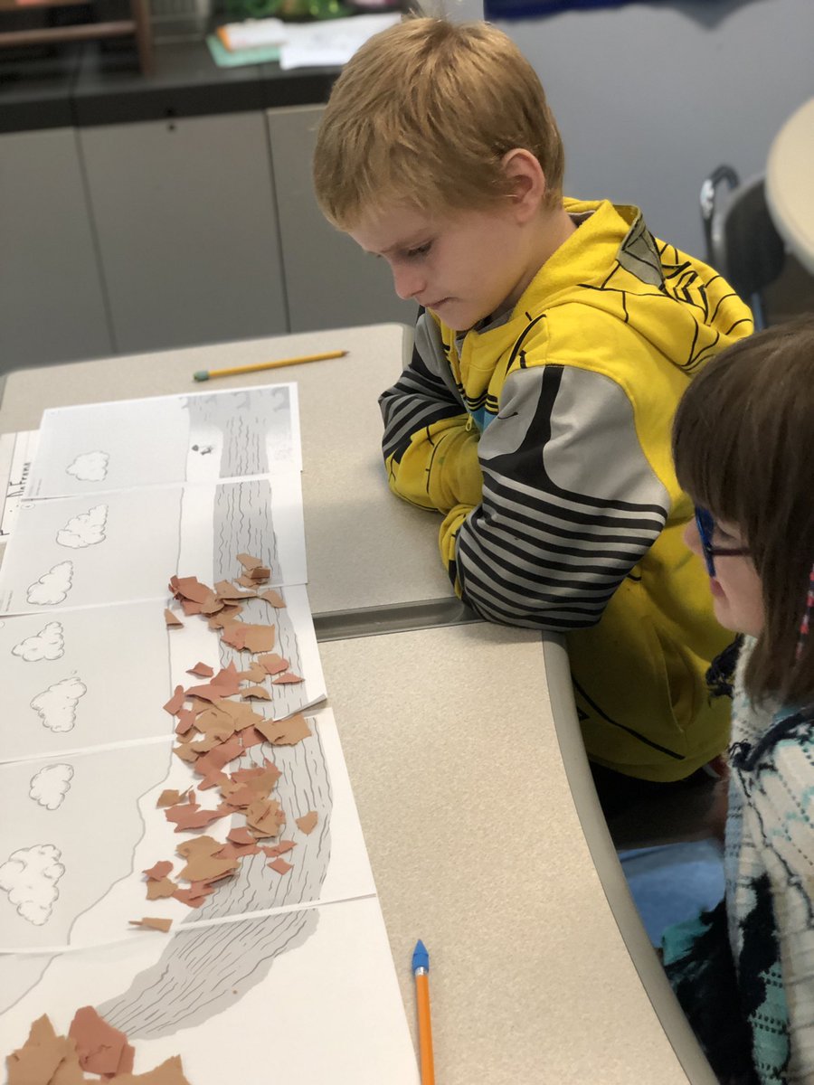 MrsSilva3grade's tweet photo. 3rd grade discovering how boulders become sand over time @CastletonES @SchodackCSD https://t.co/HCYSG11kQ9