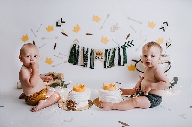 washmopics's tweet photo. Working on this adorable session today!  Happy first birthday to Lincoln and Leo! 👑 https://t.co/JzdSGLXAVN https://t.co/KozrTmZaNf