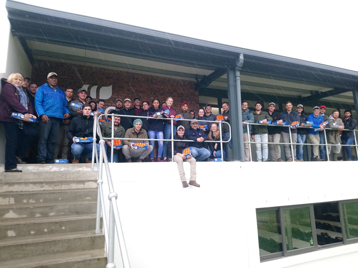 Had a great afternoon with the finalyear Elsenburg B-agric students,they visited our production units, pumphouses and ended with a packhouse visit, nice to see our the new generation of farmers and the pasion they have for agriculture