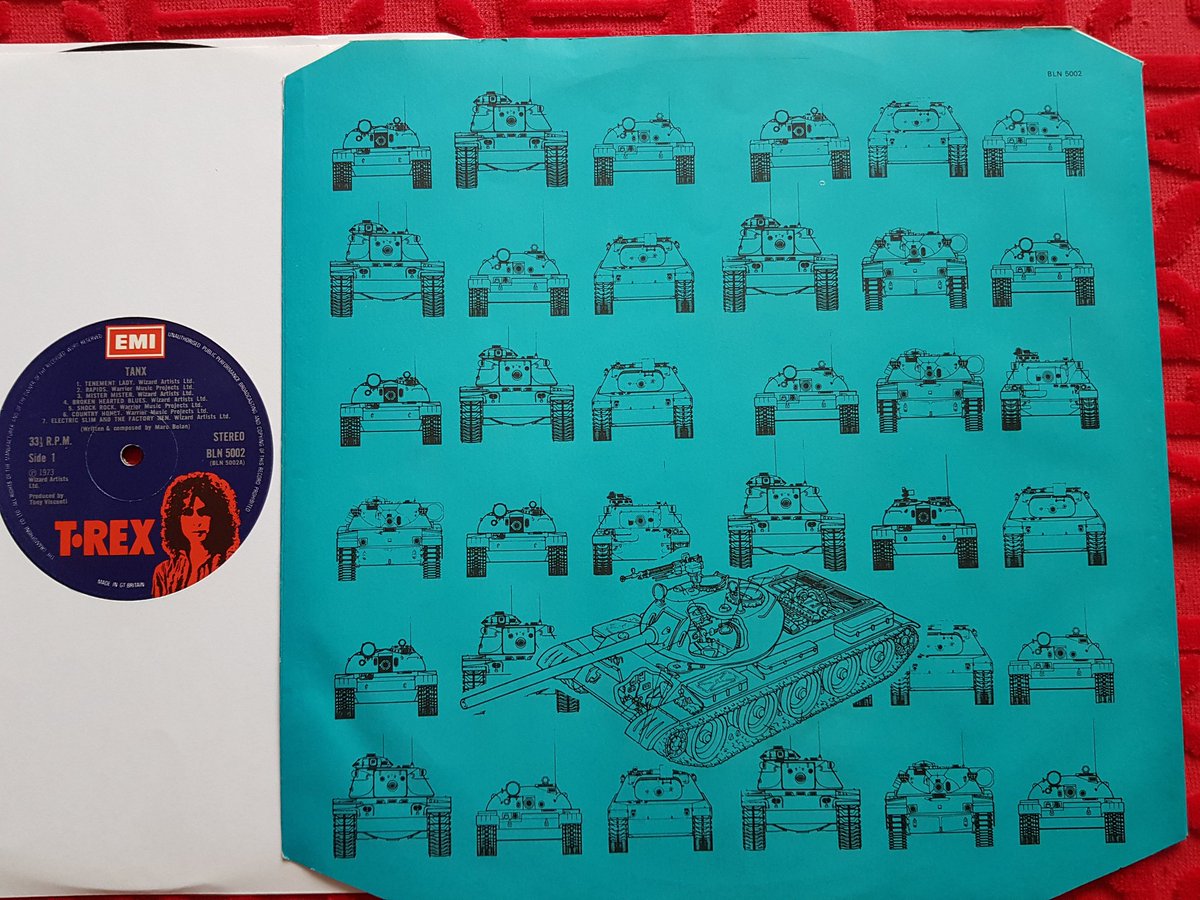 andythorn100's tweet photo. The original 1973 pressing of #trex #tanx is playing now nice and loud!😉 This superb masterpiece album definitely stands the test of time!! #MarcBolan #mickeyfinn #stevecurrie #billlegend #tonyvisconti #bolanboogie #emi #glamrock #glam #cosmicrock  #trextasy Cheers all!! 🍷🍷😎 https://t.co/zuVTq7jW8j