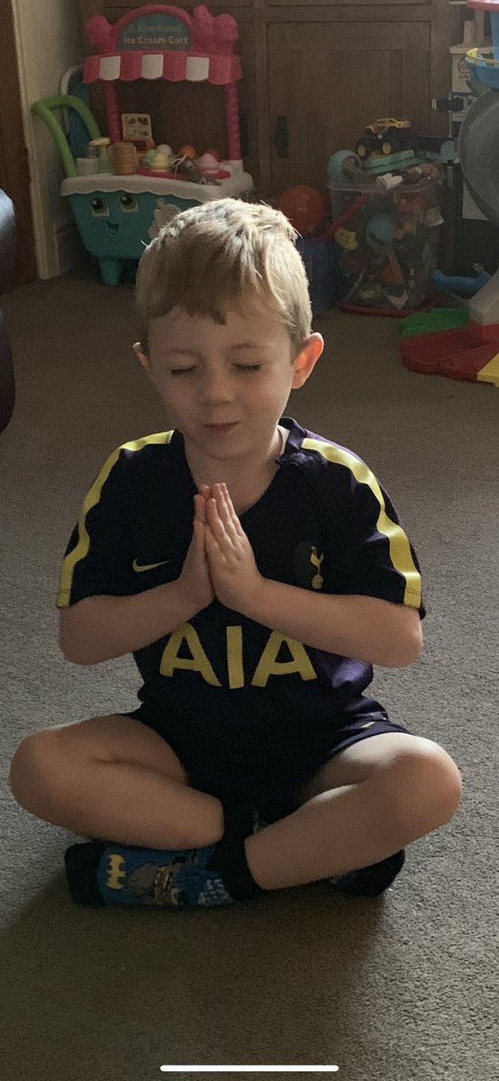 stutheyido's tweet photo. Hmmmmmmm @PallisterParkPS #yogabugs https://t.co/vnAPyK2NhQ