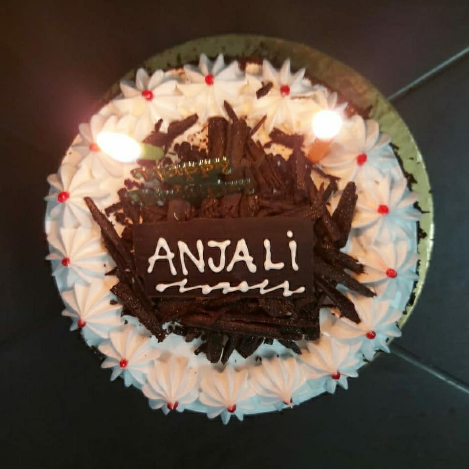 Aggregate 134+ anjali happy birthday cake best in.eteachers