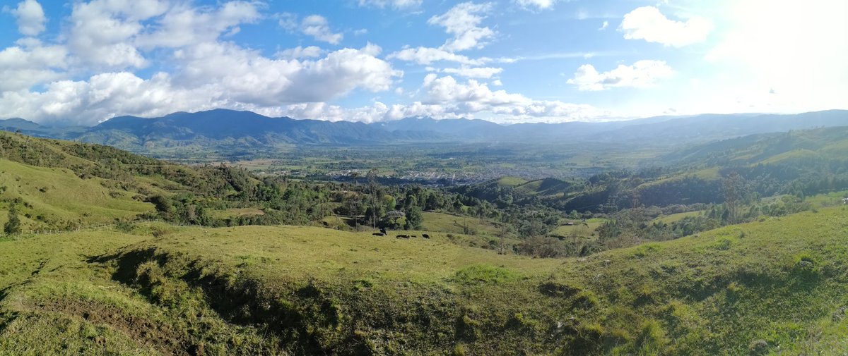 frzjac's tweet image. Desde este pedacito de paraiso en el Alto #Putumayo escuchando vía web la mejor música y la mejor energía con @MCHeisel en #HeiselTime y @los40colombia. Sencillamente son los mejores.