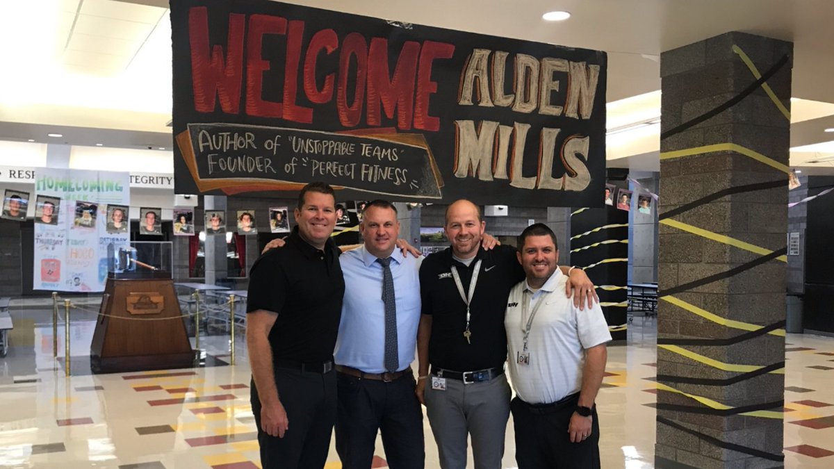 DHillsAdmin's tweet photo. Absolutely AWESOME day for our students, leadership teams, and faculty learning from former Navy SEAL, entrepreneur and author @aldenmills
#BeUnstoppable
#UnstoppableTeams
#CareLoop
@washk12 https://t.co/Q0m2HG2ZVD