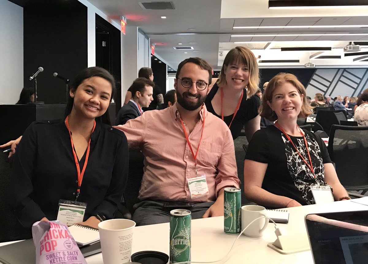 melissa_m_wolf's tweet photo. We are inspired to cure RCC @ #KCRS19 #RathmellLab @KimrynRathmell @katy_beckermann @BReinfeld https://t.co/ak2lBrPM9P