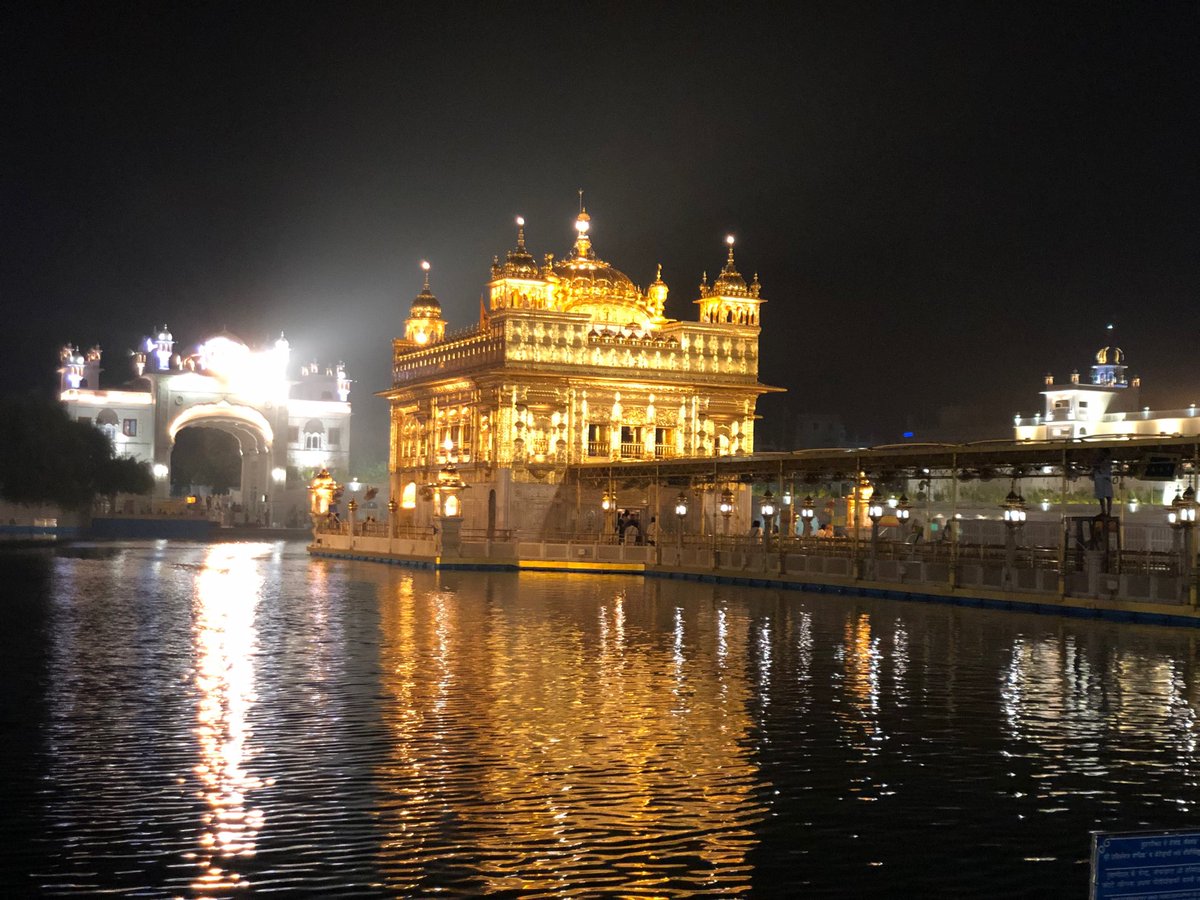 Satnam shri waheguru 🙏 early morning blessings from Golden temple 😊 🙏