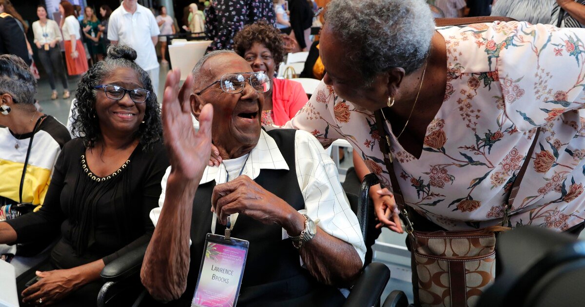 Happy birthday Lawrence Brooks, who at 110 is the nation's oldest WWII veteran
trib.al/ZeQB1Nv