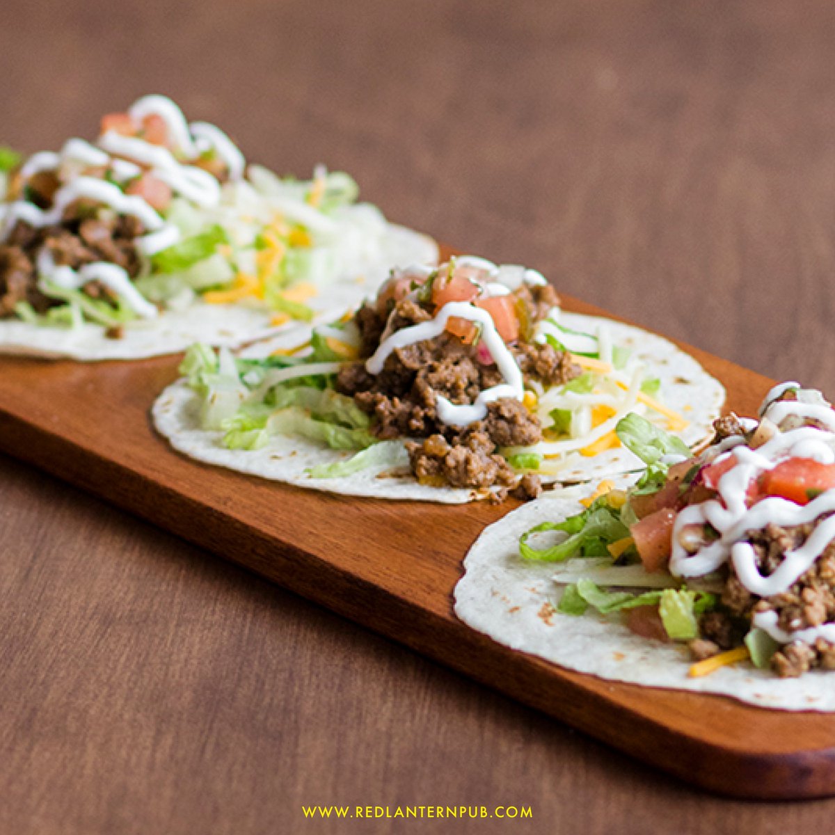 redlanternpub's tweet photo. Thursdays are better with a taco in both hands 🌮 🤷🏻‍♀️ 🌮 $12 chefs choice taco special today, come and get ‘em! 
.
.
.
.
#tacosaremyfriend #TheRedLanternPub #TOPubs #TOrestaurants https://t.co/2h10KxCC2u