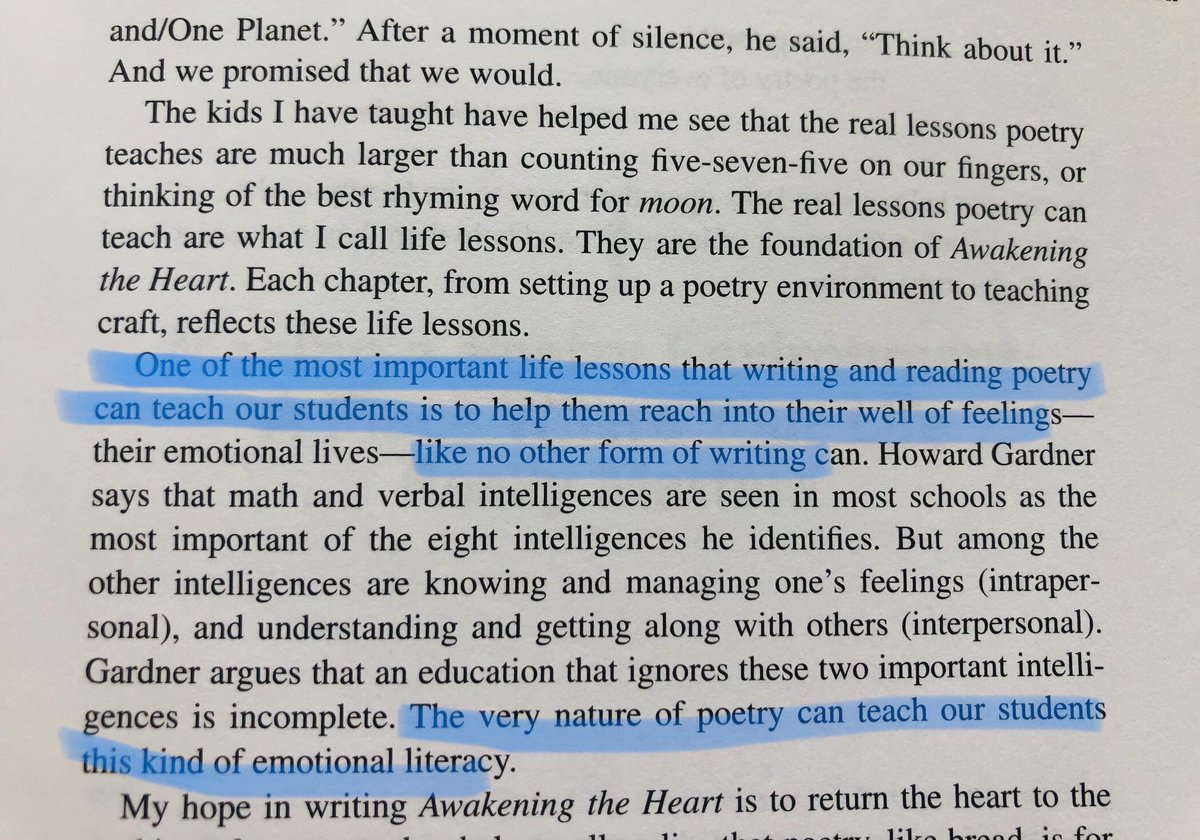 MsSarmiento9's tweet photo. Some favorite reads of mine... especially Awakening the Heart, which reminds us that, “poetry, like bread, is for all of us” 🍞😊 #FDRrocks https://t.co/S2q2TnAJys