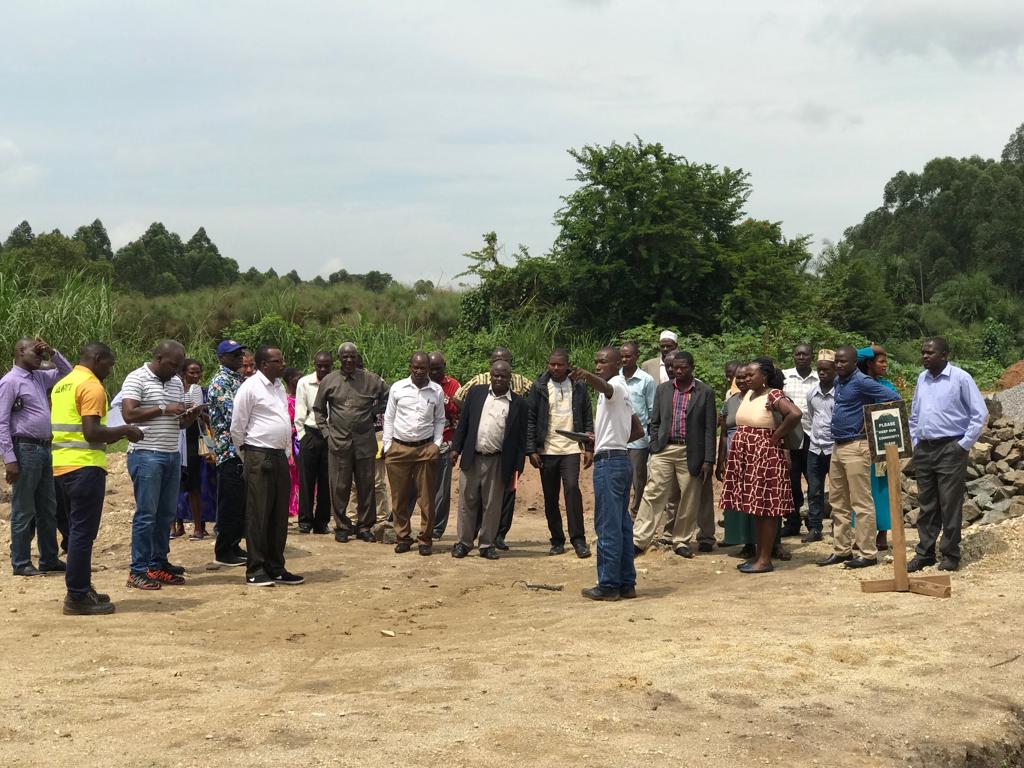 #MWEworks: Assistant Commissioner Planning and Development <a href="/min_waterUg/">MINISTRY OF WATER AND ENVIRONMENT 🇺🇬</a> Eng. <a href="/MatuaRichard2/">Matua Richard</a>, Officials of WSDF-Central and the district leadership of Kagadi assess the progress of construction works for Kagadi Town Council WSS. <a href="/HonKibuule/">Kibuule Ronald</a> <a href="/okidi64/">Dr. Alfred Okot Okidi</a> <a href="/AfDB_Group/">African Development Bank Group</a> <a href="/MosesWatasa/">Moses Watasa</a>