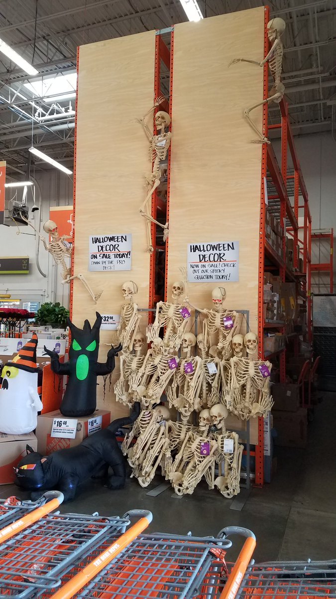 Amy L Moore tweet media