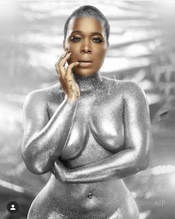 mycelebrityandi's tweet image. Moet Abebe goes naked in new photos with only body paint covering her modesty
bit.ly/2I4SKzG #moetabebe