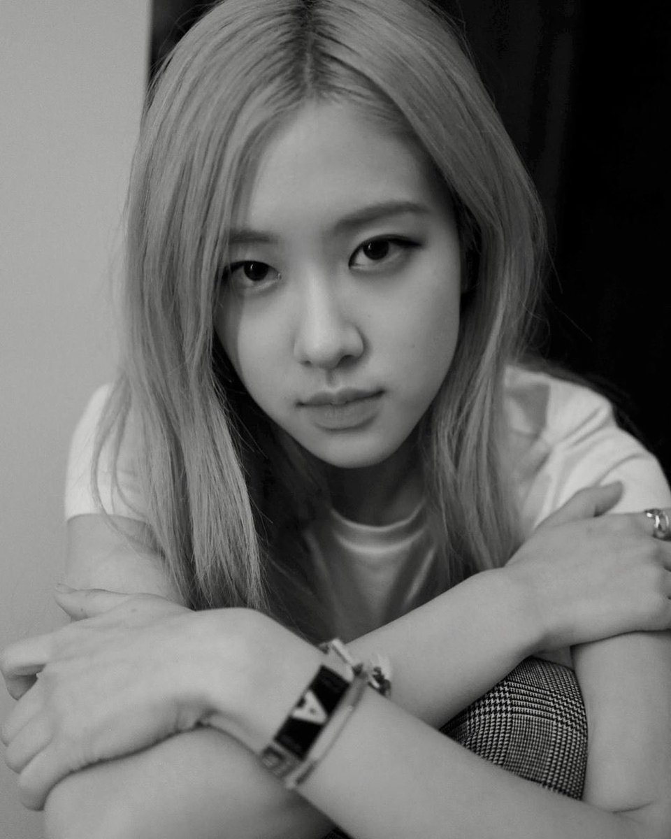rosiefeed's tweet photo. https://t.co/TzxcZw9zXy
