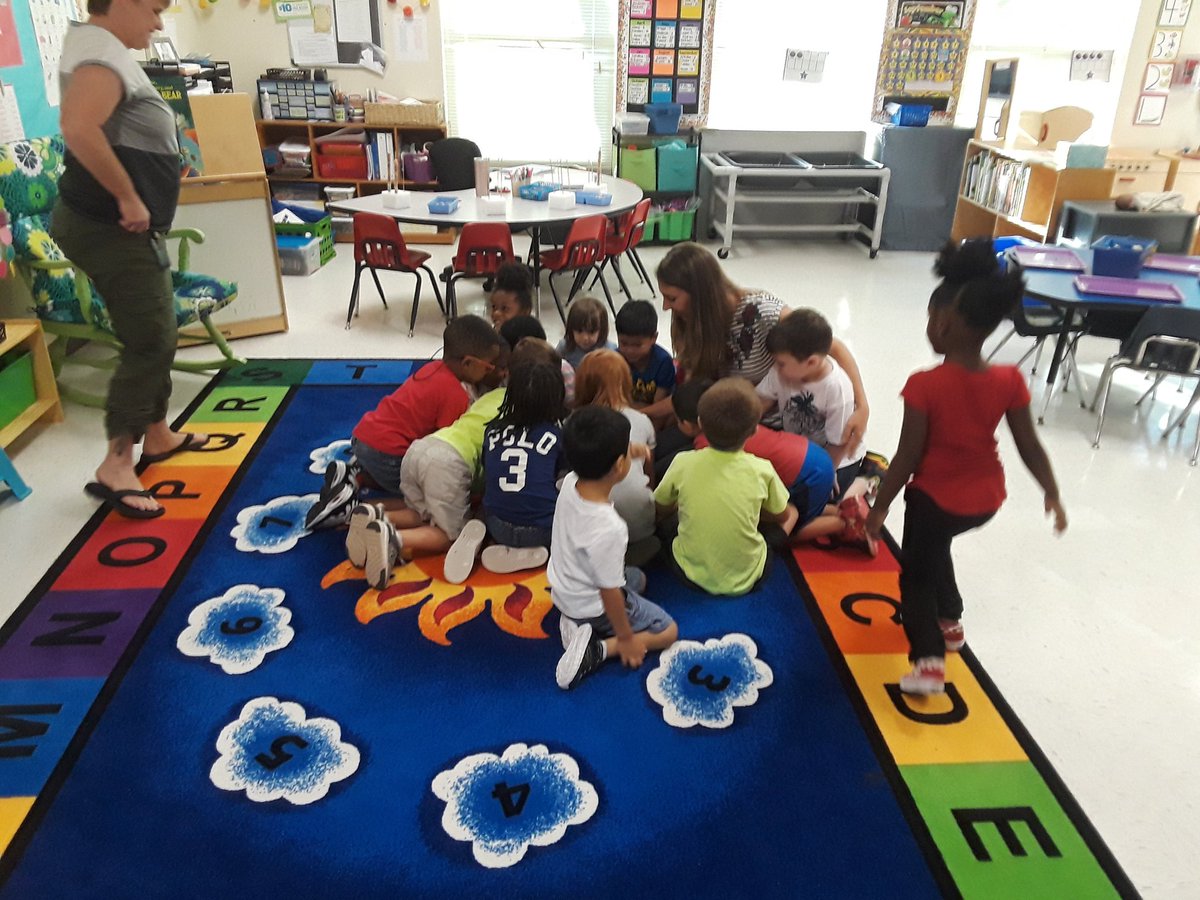 kanteach's tweet photo. It was such a joy to start my day observing the amazing teachers and students @centralrocksrh. The engagement of the students and joy in their faces as they hung on every word their teacher said was exactly what classrooms should look and feel like! #OneTeamOneMissionOneRockHill https://t.co/l2teMdr2C5