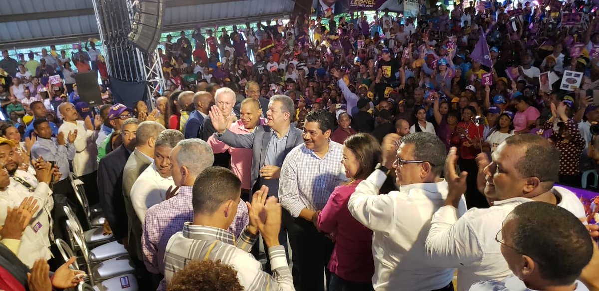 Leonel Fernández tweet media