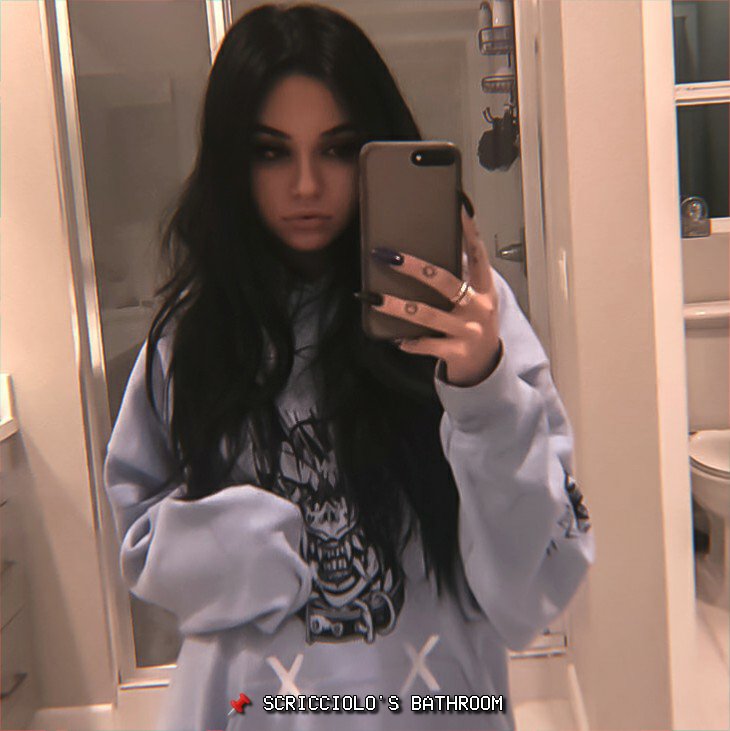 norackermvn's tweet photo. —true friends are like stars; you can only recognize them when it’s dark around you. And you are my precious star, Chouchou. ✧·✧✵☆ https://t.co/VIhzBeDbNS