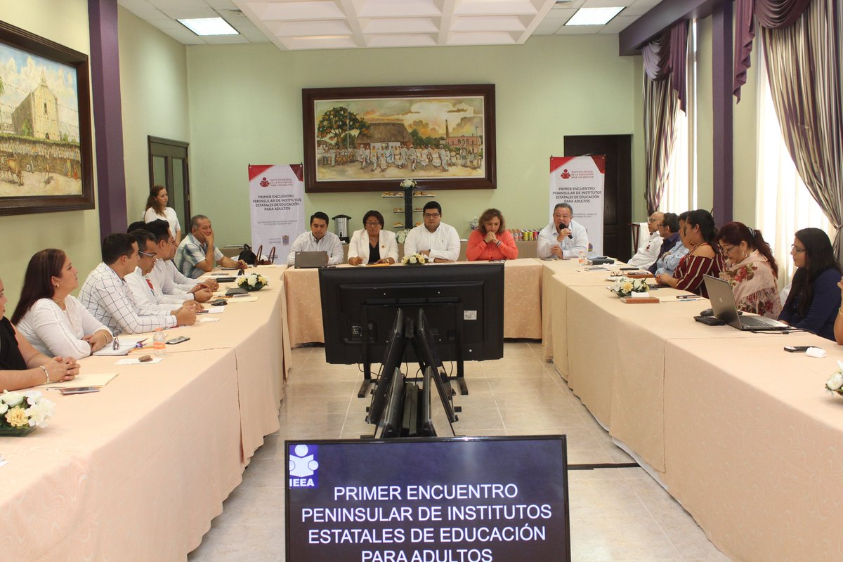 IEEA_CAMPECHE's tweet photo. #Campeche ✅📊 Clausura del Primer Encuentro Peninsular de Institutos Estatales de Educación para Adultos. #IEEAS
Gracias a los participantes de los estados de Yucatán, Campeche y Quintana Roo. 📚🇲🇽
#JuntosEsMásFácil ✨
#EducaciónParaTodos ✨ https://t.co/1zvaqfrpQ9