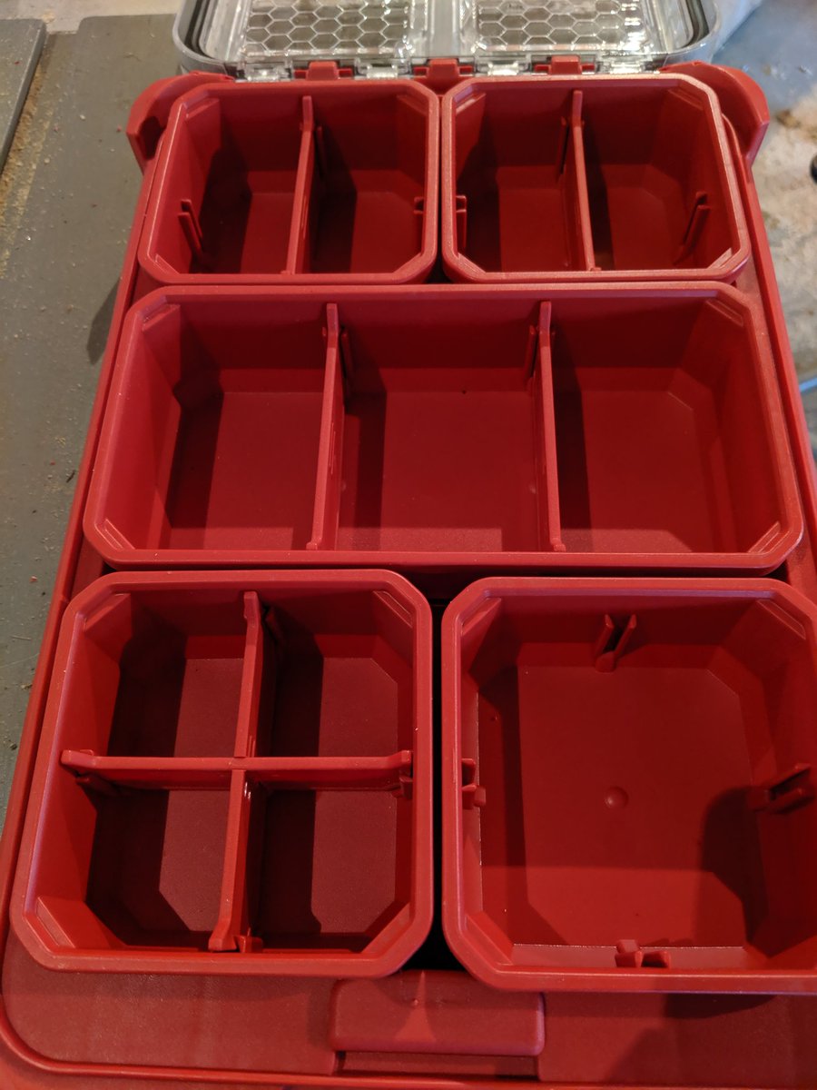 jasonetopp's tweet photo. @MilwaukeeTool can you guys start making the shallow organizer with interlocking dividers? Used the dividers from 2 organizers to make smaller compartments. #Packout #Milwaukee https://t.co/CfYZ9cYm4l