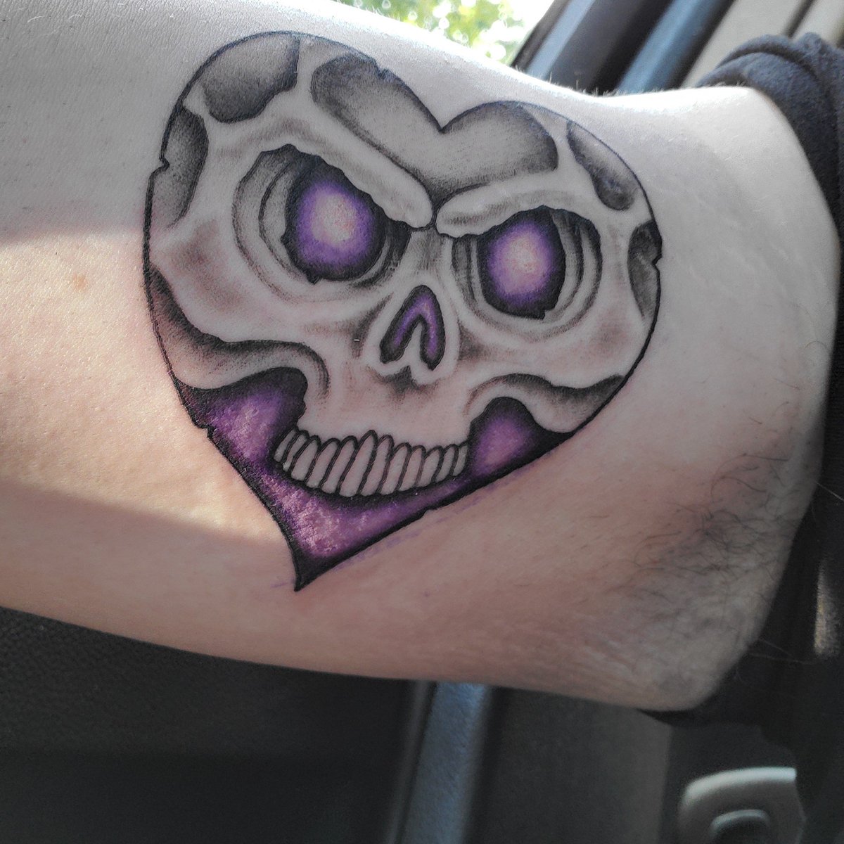 teh_jar's tweet photo. @aof_official Like my new piece? https://t.co/ulMJIjRF4C