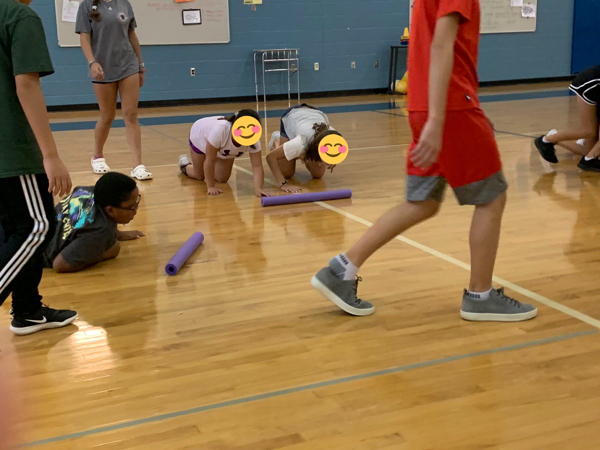 FCPSAdaptedPE's tweet photo. Success w/ #inclusivepe in @KeilingPE class. So much can be done with #domecones &amp; #poolnoodles. #adaptiveequipment #PERMItUP @BGHEPE https://t.co/GZd68lp1t6