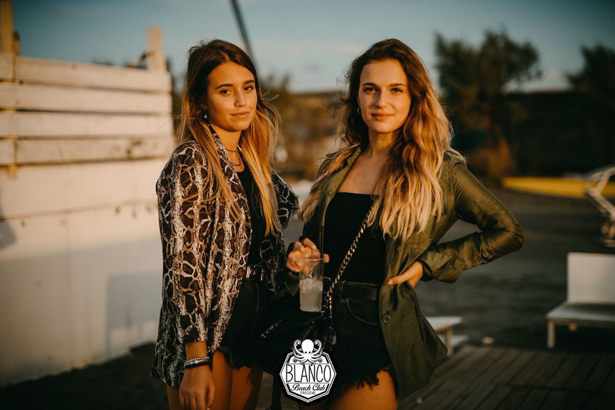 blancofregene's tweet photo. Ci vediamo Domenica 15 Settembre h17:00 🌅

CLOSING PARTY 💥

Per info &amp; tavoli scriveteci tramite WHATSAPP al 351 9384266 📲

Per accreditarvi in lista scrivete nome e cognome sull’evento 📍

https://t.co/fzEWygexYM 🖥

#blanco #beachclub #fregenemarittima ❤️ https://t.co/doYEkzK4z5