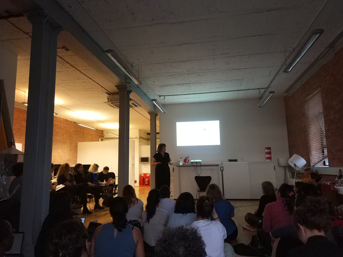 salankia's tweet photo. Is Baltimore a sad city? 🤔
 Thrilled to have such an engaging speaker as @juliasilge on the stage of @RLadiesLondon 🎉
#rstats #rladies https://t.co/HEfGLo4ESl