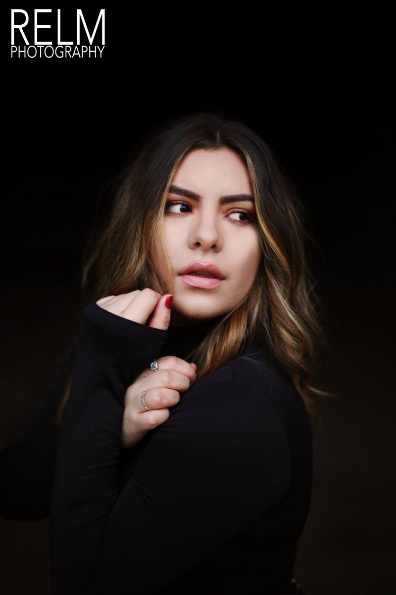 RhondellU's tweet photo. You are altogether beautiful, my darling - there is no flaw in you.
#RELMPhotography
#Photography #Photographer #PortraitPhotography https://t.co/TyVw9UXqm2
