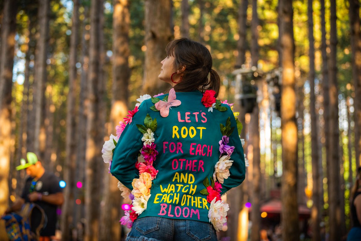 Electric_Forest's tweet photo. @bassnectar @TWLOHA Last year during National Suicide Prevention Week, @TWLOHA launched the FIND HELP Tool which connects people to free and reduced-cost mental health services in every zip code in the U.S. #YouMakeTodayBetter #WSPD19 #NSPW19

Find help: https://t.co/8bMgjusP7C https://t.co/yOcqfkjR0j