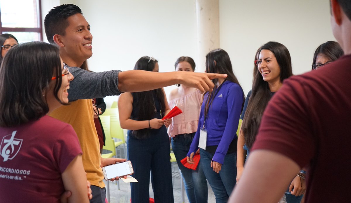 wyparliament1's tweet photo. El #ManifiestoWYP2019 no se queda solo en palabras carentes de vida. ¿Qué hacer ahora que he regresado al mundo que me rodea? Publicamos hoy los #decalogosoperativos del #WYPinaction. 
¿Dónde? https://t.co/CBmKJ6LGIx https://t.co/TIVOsBAAIN
