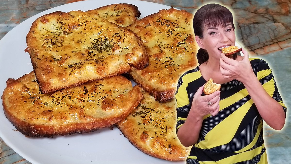vivaskitchen's tweet photo. #YUMMY Make the BEST Sandwich with EGGS and CHEESE. You can watch the full video here: https://t.co/064rPF8yov
Enjoy 💕 https://t.co/BviWb5l2of