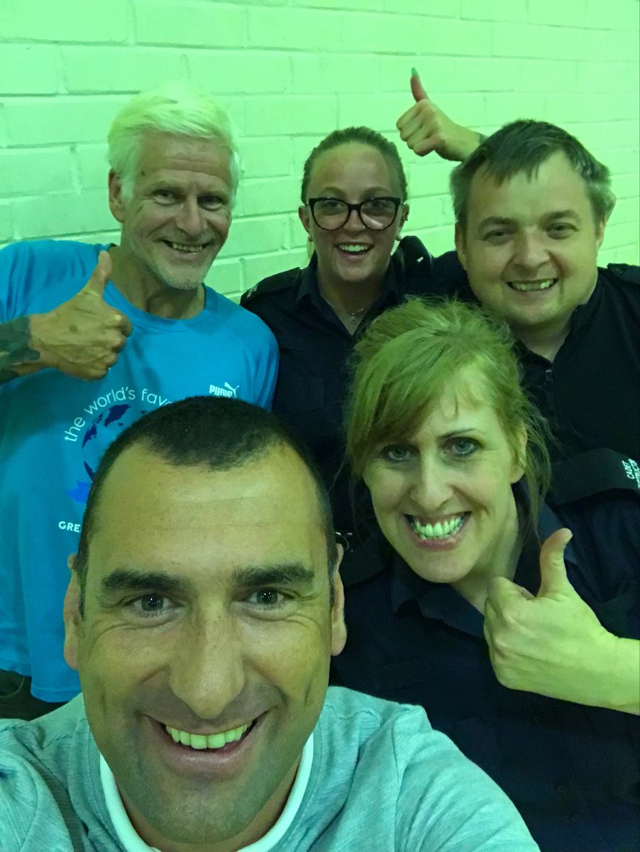 Richard Lewis tweet media