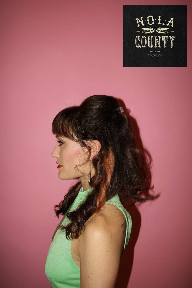 lateslip's tweet photo. 🌵TONITE at 7pm Pacific / 9pm Central!🌵Tune into @nolacounty at @whivfm on the web or 102.3 FM in NOLA for a sneak preview of our new single + a nerdy chat abt vinyl! 🤓 📸: @TheRealMissGuy #NOLACounty #VivaRadio #DryTheseTears #LateSlip https://t.co/ELELiZp0VX