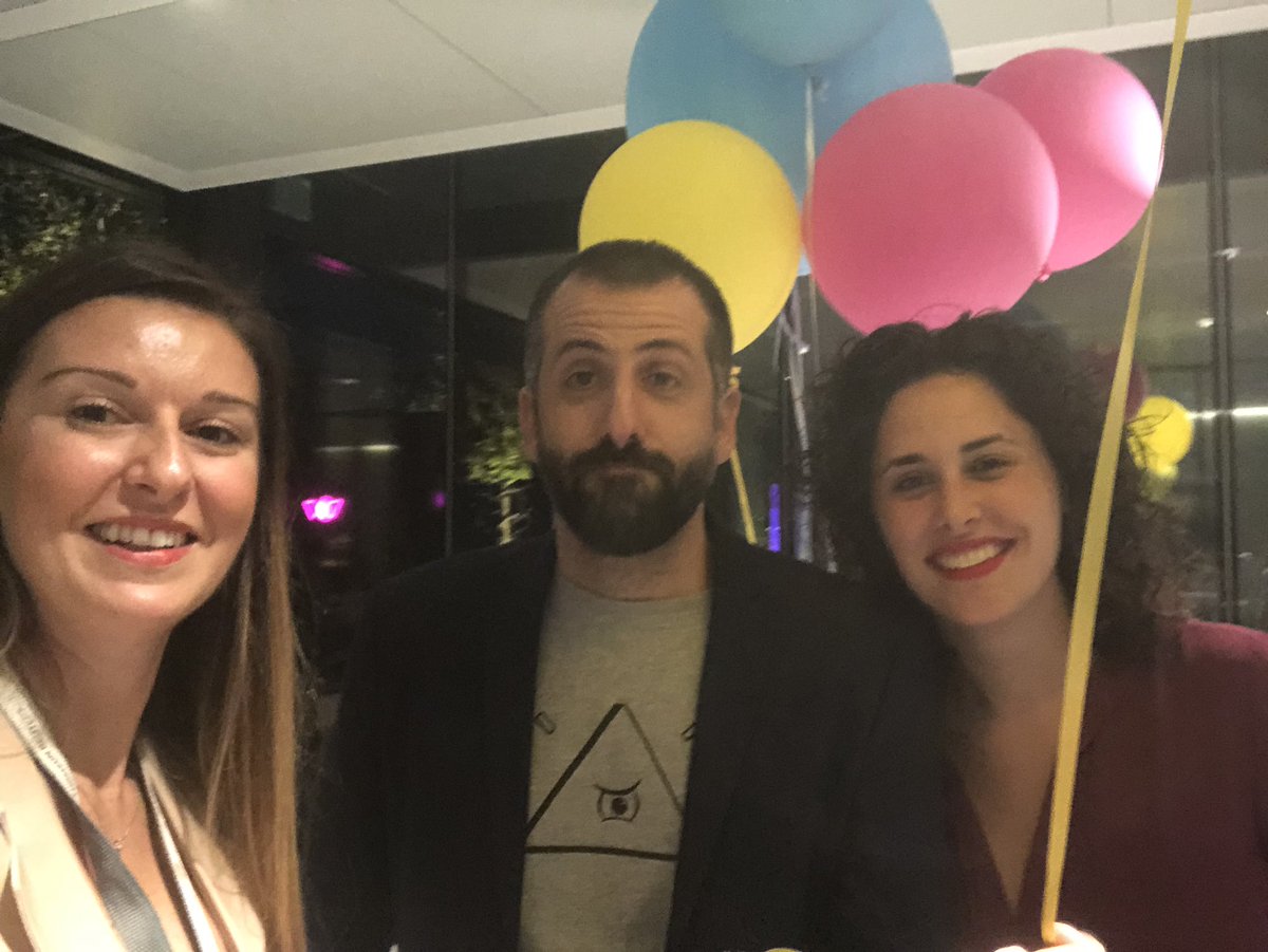 Dedico il mio tweet annuale a <a href="/Dio/">Dio</a>.
Amen.
#walliancesummerparty