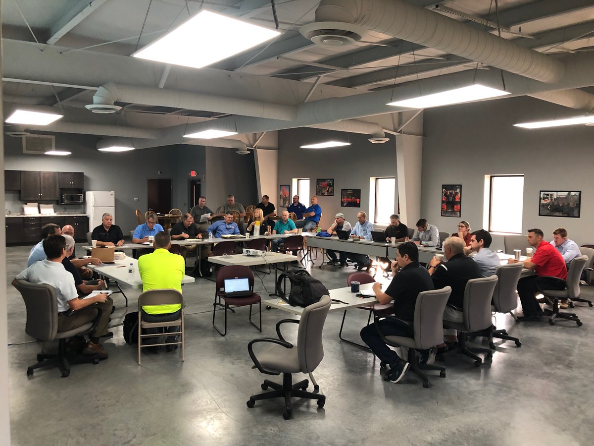 ATSSA Chapter Check In! This week, the Indiana #ATSSA Chapter held a panel discussion to address <a href="/USDOTFHWA/">Federal Highway Admn</a> initiatives w/<a href="/INDOT/">INDOT</a>, <a href="/INconstructors/">Indiana Constructors</a>, &amp; ATSSA member subcontractors at <a href="/gridlockts/">GridLock Traffic Sys</a>. ATSSA's chapter network connects industry leaders, learn more: bit.ly/2kyus8X.