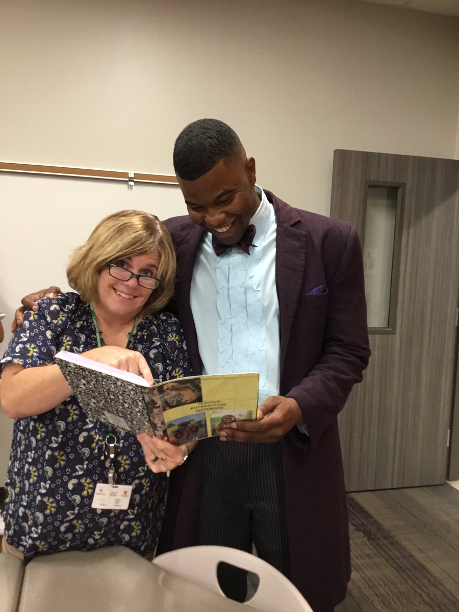 PAustinScience's tweet photo. Science collaboration!
#ClarkConnects https://t.co/GKSeiEsdXW