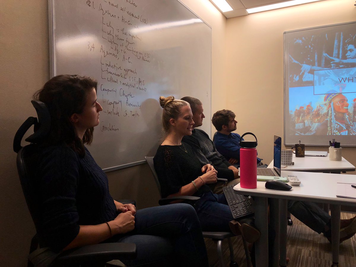 MindandCulture's tweet image. Today we had our first research meeting of the semester! Doctoral fellow Kate presented on her dissertation prospectus, which will aim to address some of the affective #neuroendocrine differences between #religiousritual in men and women. 🚺🚹 #sexdifferences