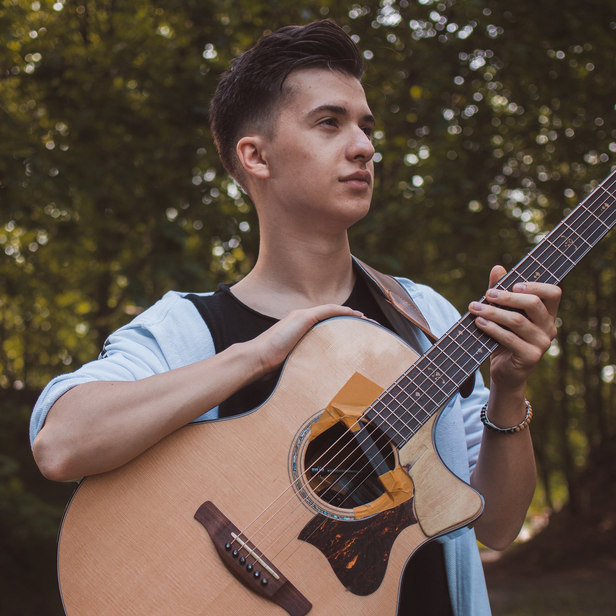 Марсин гитара. Марчин гитарист. Marcin patrzalek гитара. Польский гитарист marcin patrzalek. Марсин гитара.