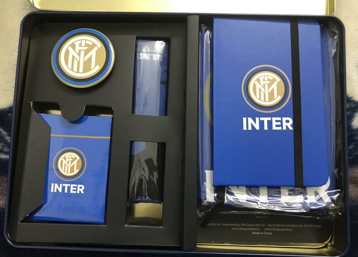 InterClubIran's tweet photo. Thank you @Inter_en ! 💙⚫️ https://t.co/OZr2FkifM4