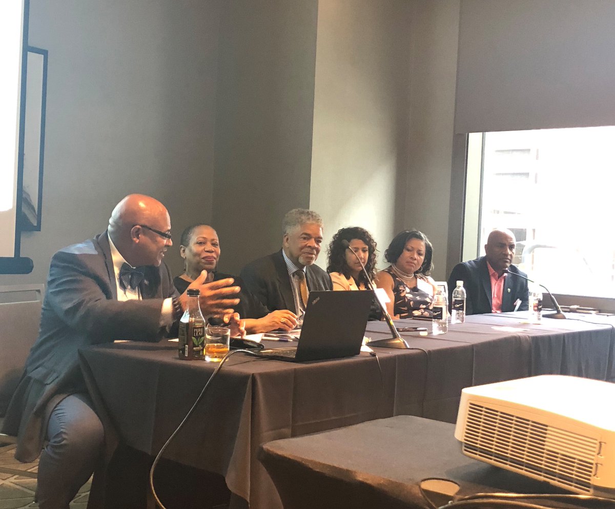 Cinnaire's tweet photo. Deb Toby teamed up with Vincent Randolph Brown today to educate #NASLEF attendees on best practices organizations can put in place to achieve diversity, equality & inclusion in the workplace. #Diversity #Inclusion #Equality https://t.co/TUurafGzJS