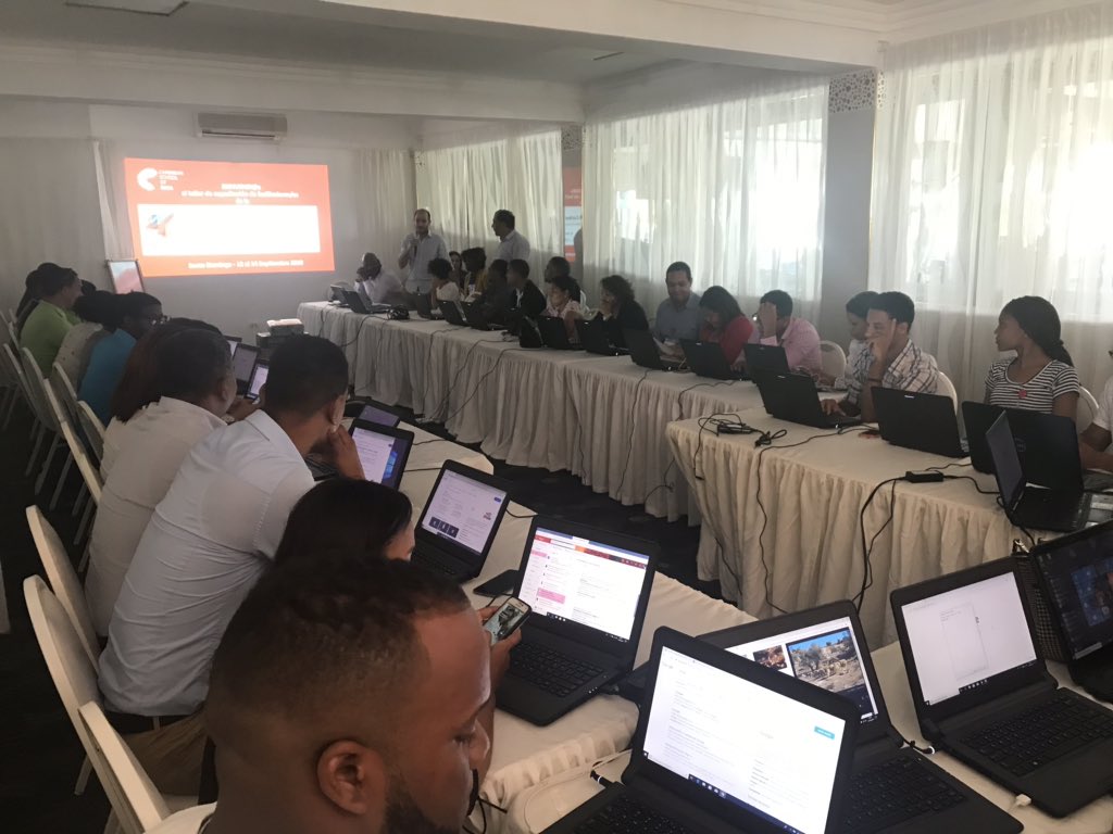 csod_coi's tweet photo. Google’s @gab_recalde kicks off the training session underscoring the importance of the facilitators to the program’s success #csod #csodDR https://t.co/HpyS5hmBWl