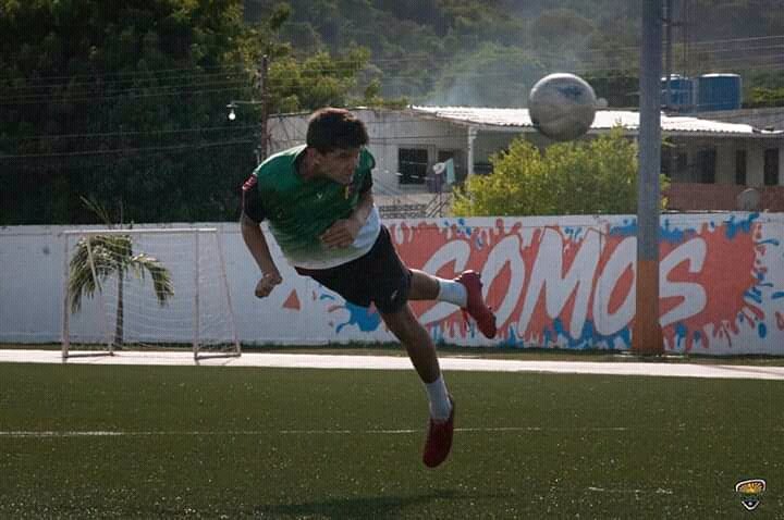 asofutbolcbo's tweet photo. #SelecciónCBO 🏅 | La Selección Masculina Sub-17 del Estado #Carabobo continúa con su puesta a punto de cara a los Juegos Nacionales.

Los dirigidos por @DTJeremyNowak optimizan su preparación sobre el campo para representar a toda la región.

#SomosElPrimerPaso https://t.co/W3K0poF8Ad