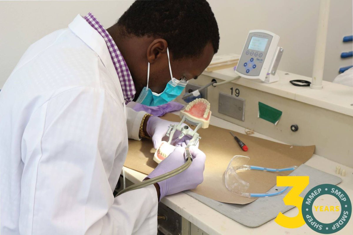 SHPEPconnect's tweet photo. SHPEP offers exposure to a variety of health professions, like dentistry. Throwback to the dental lab this past summer at Columbia University! Share your SHPEP summer photos to shpep_alumni@aamc.org! #tbt #shpep30 #mmep #smep #smdep https://t.co/kFojuG8jvT