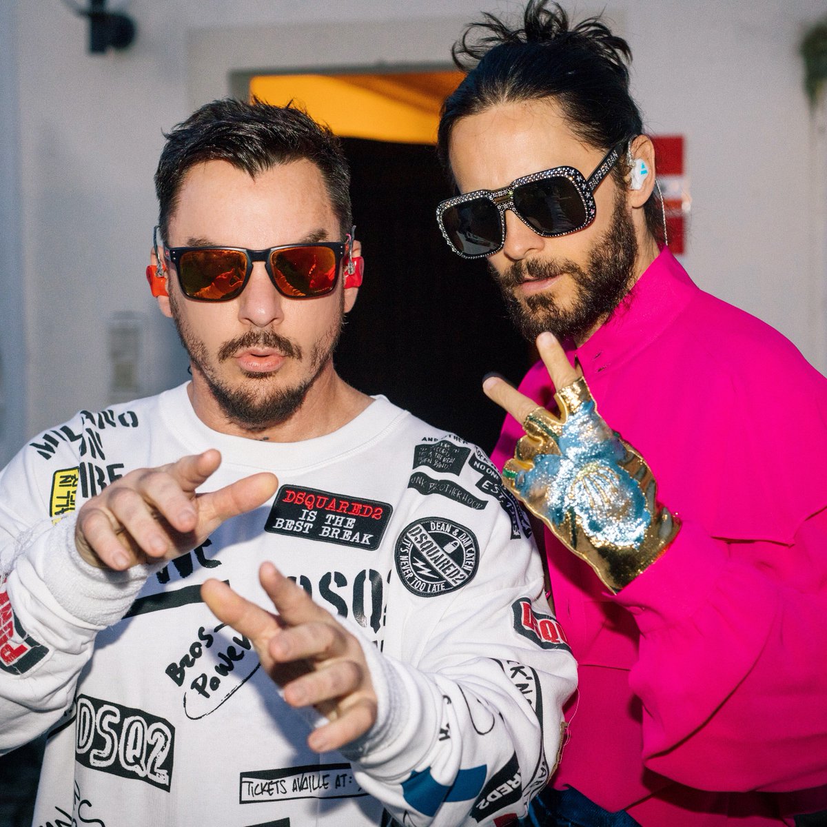30SECONDSTOMARS's tweet photo. Greetings from Mars 🚀 https://t.co/1HpVl1WJSp
