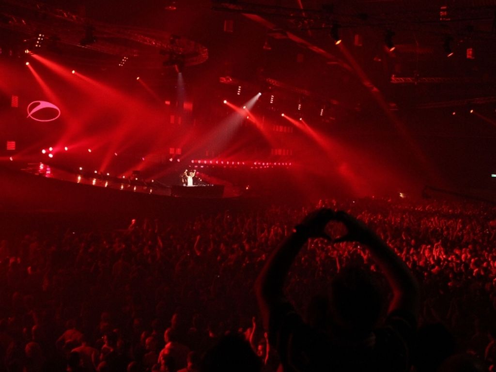 attila_kovesi's tweet image. @marksherry
 - Triquetra 

#ASOT931