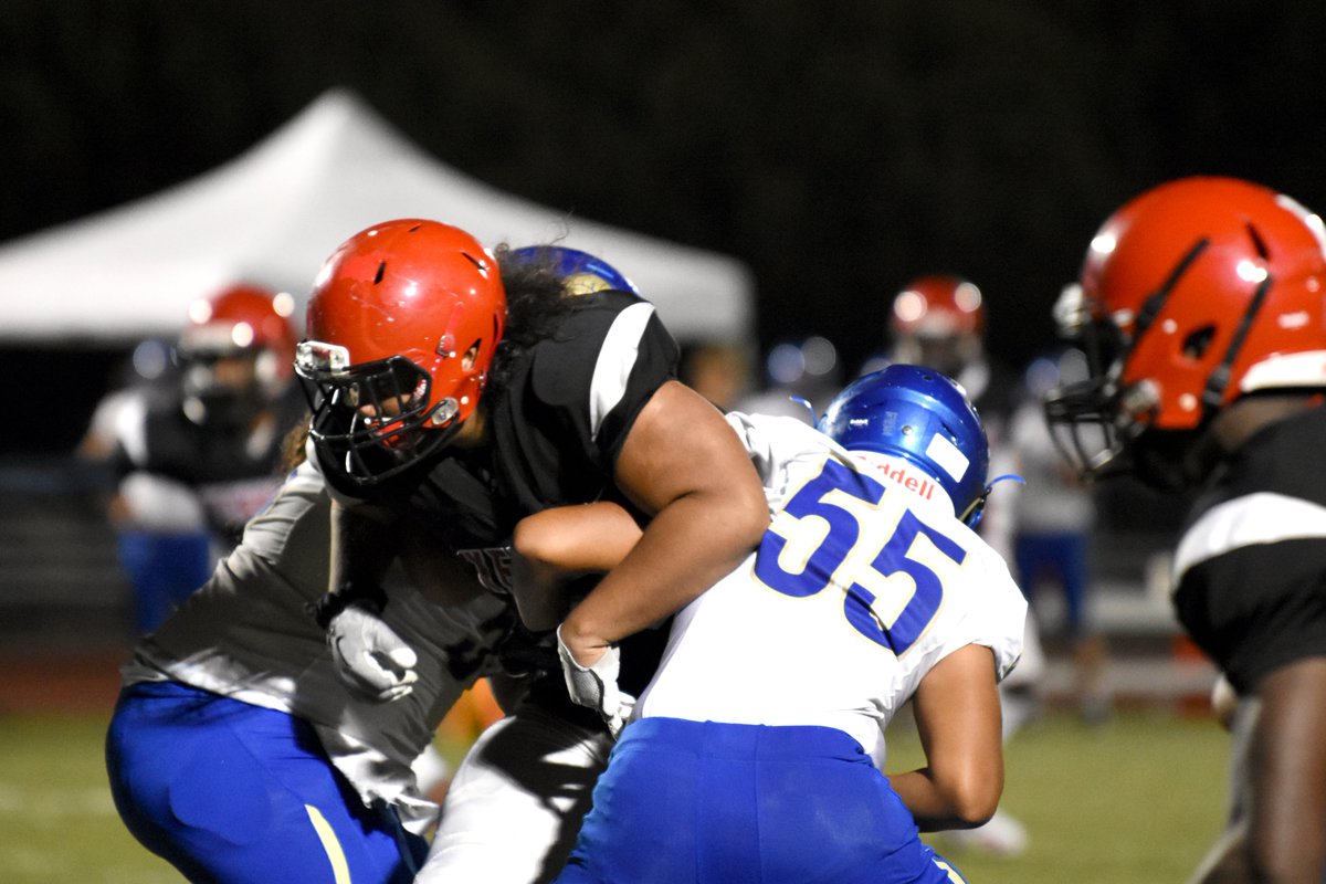 Kennedy High <a href="/JohnFKennedy510/">John F Kennedy High School Football🦅</a> <a href="/KennedyHighSch1/">Kennedy High School-Richmond</a>  <a href="/TheRealGuru3/">Greg Marshall</a> dominated Terra Linda last week with a final score of 60-14. Below: #8 <a href="/DreAll4/">Camron Young 🦍</a>  # 14 @AllDayMaine, #20 @vonnyybo, #66 <a href="/__Teki__/">Sateki Naufahu Lavulo Jr</a> 

Kennedy (3-0) will face Deer Valley (0-3) in an away game tomorrow in Antioch at 7 p.m.